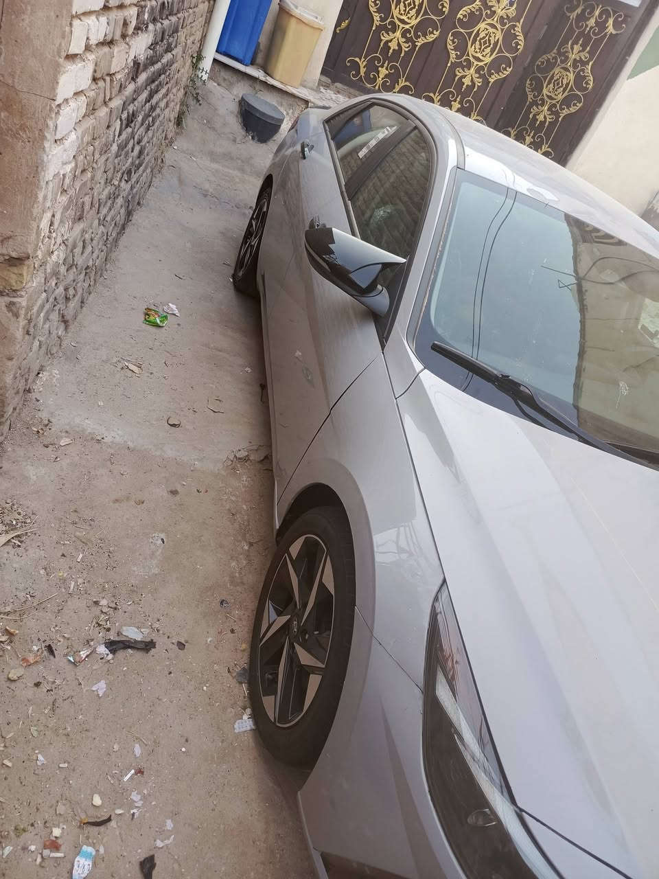 السَلٱمٌ عـَلـْيگمّ-ۈرحـْمّـٌة ٱللـّہ ﯙبُرگـّاتہ
النترا 22 بيه بنيد وبيه طخه خفيفه بجاملغ الخلفي معدله ومصبوغه بدون داخل سعره 150 قفل تريد وكاله تريد تحويل مكاني كربلاء طويريج هـ ***********
