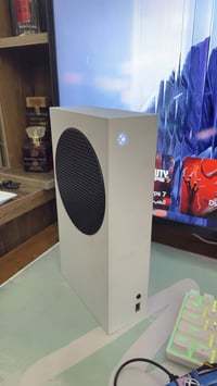 اكس بوكس سيريس S • مستخدم شهر • نظيف ما مفتوح