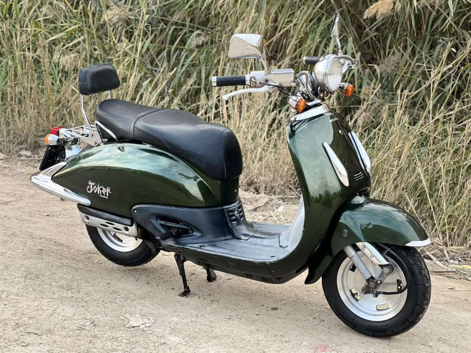 دراجه جوكر هونداي ياباني موديل 90 دراجه مكفوله من التاير لتاير فول مواصفات عداد 100 كلشي بيهه عله وضع الشركه وكلهه شغاله الاستفسار الاتصال على الرقم ‭٠٧٧٥ ٧٨٣ ٦٦٦٢‬
