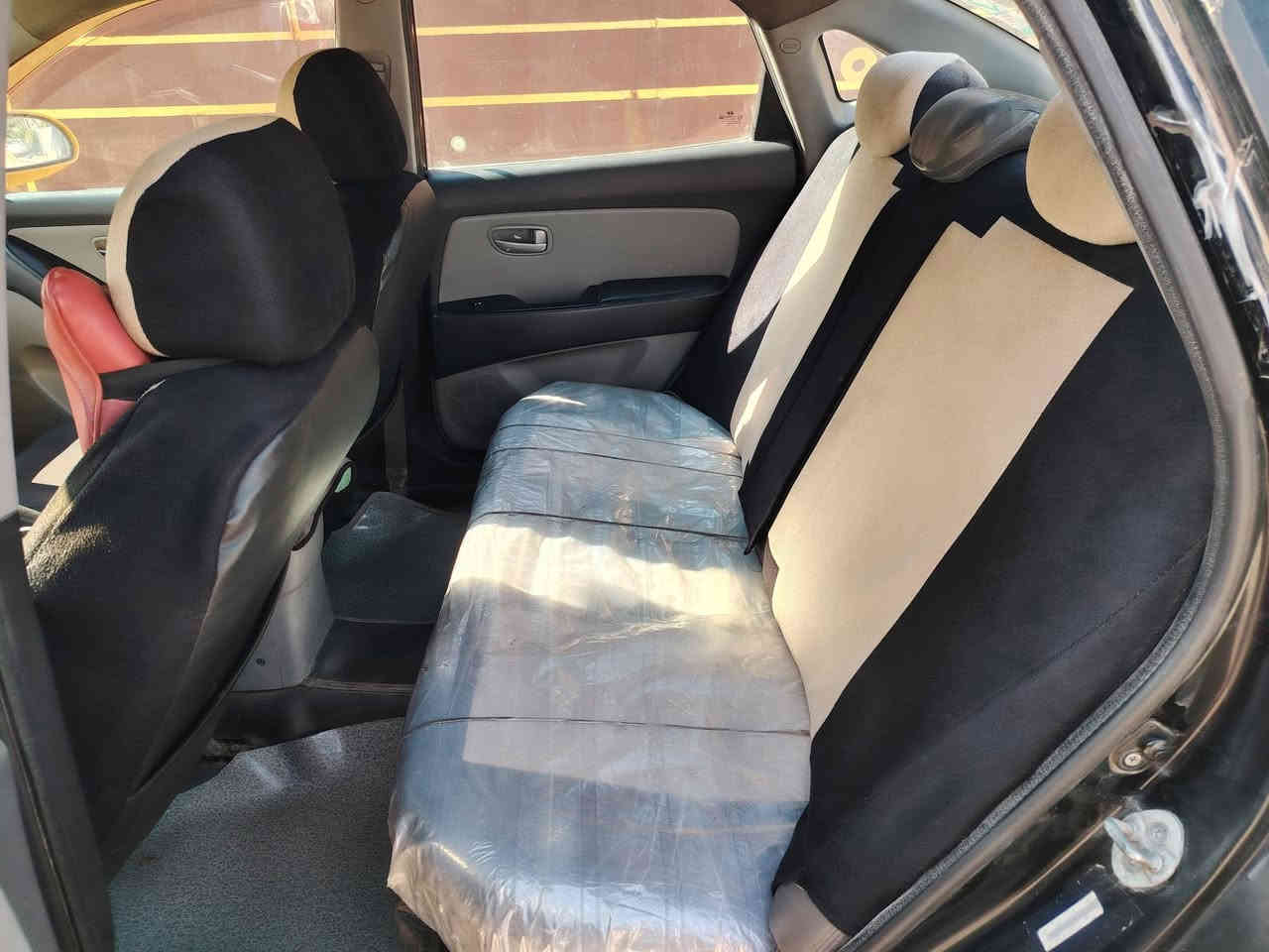 سلام عليكم ورحمة الله وبركاته هاي النتره حادثها جاملق وقبق جنطه السياره خير من الله التواصل ع الرقم *********** موديل ٢٠١٠
