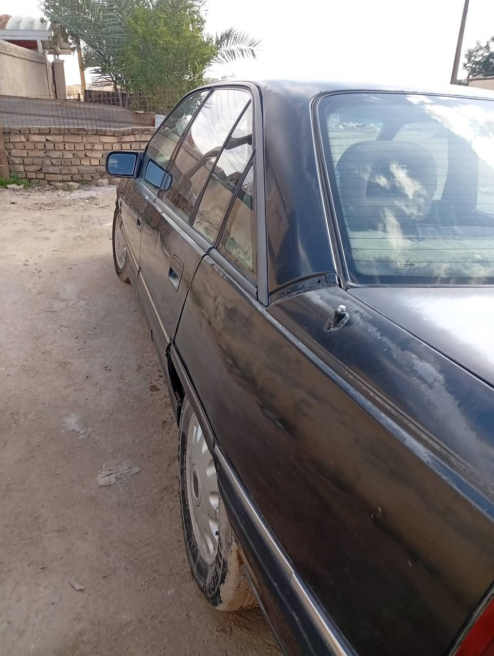 السلام عليكم 
متاح اوبل اوميكا
مكينة ستة سلندر 3000 بيه بخار
كير اوتوماتيك
رقم بغداد باسمي 
السعر/ 35$
الاتصال/ ***********
