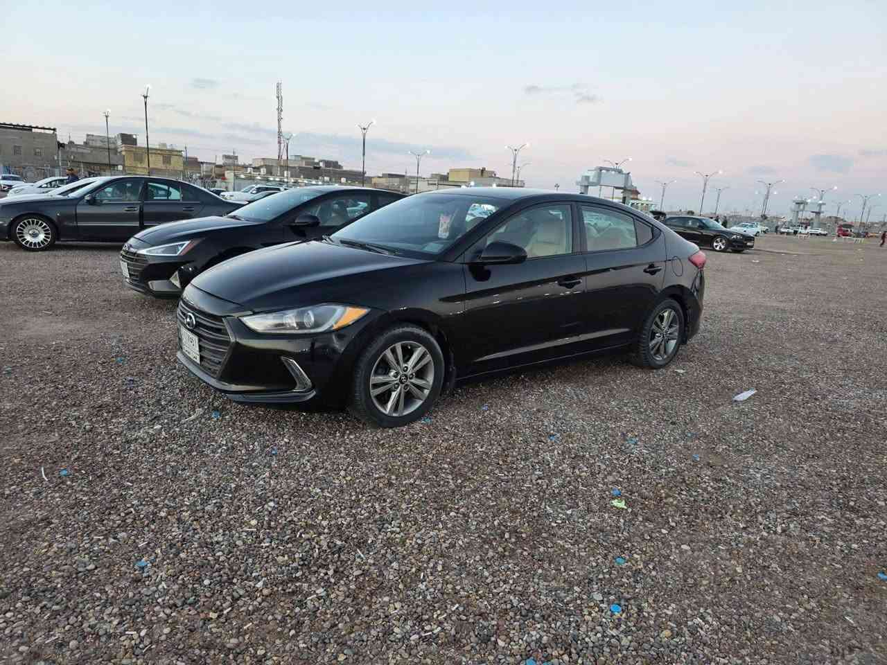 النترا 2018 تقرير 10%تعمل وتسير
محرك 2000 دوش 
كير اي تي
وبيها قطعه كلير من امريكا باقي السياره مكفوله محرك وكير وتبريد وحداده وتخم تاير وباتري جديد.
السياره ليبل واحد 
السياره كبس شركه
السعر 110وبيها مجال 
***********
البصره شارع التأميم
