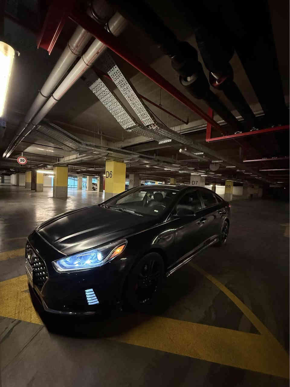 سوناتا ٢٠١٨ فول فول سبورت ده بل كزور
1-سلايت
2-كوشن جلد و هيتر
3-شاشه كبيره لمس و كارپلي
4-ستيرن حرفDفول تحكم
5- رادار نقطه عمياء
6-صندوق دكي تفتح عند اقتراب
7-لايت و بك لايد فول ليد اصلي شريكه
8- موصفات مايخلص معروفه سوناتا فول
ملاحضه  سعر سياره 137 و بيهى غرامات 18 ورقه تنزل من سعر. سياره بأسمي وكاله ثاني يوم. سياره راح توقف عليك 119 ورقه بلاش. *********** دهوك, العراق
