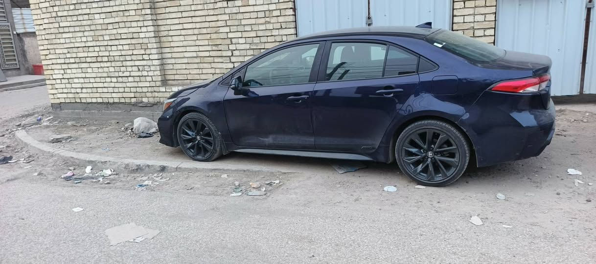 كورلا هايبرد موديل 24 SE ماشيه 9الف بدون ايرباك بيها قطعتين صبغ بنيد وقبق صندوق مكاني بغداد الدوره السعر 145 موبايل ***********
