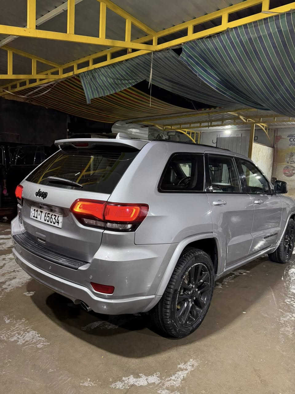 جيب لاريدو 2019 للبيع
المواصفات :
1-تشغيل عن بعد
2-دخول ذكي
3-فتحة سقف
4-رادارات جانبيه ، رادار خلفي
5-حساسات خلفيه
6-كشنات تدفئه (فقط)
7-عداد دجتل
8-صندوق كهربائي
9-و غيرها من المواصفات الاعتيادية بنسخة اللاريدو
"السيارة عليها حدادية جديدة و و تخم تايرات جديد
السياره مال جناي 
الممشه 85000 مايل
السياره مكفوله عدى بارد و تكحيل بالجاملغ الخلف السائق و الباب (خلف الصدر )
الموقع : كربلاء 
رقم التواصل : ***********
السعر : 240 و بيها مجال للشراي
