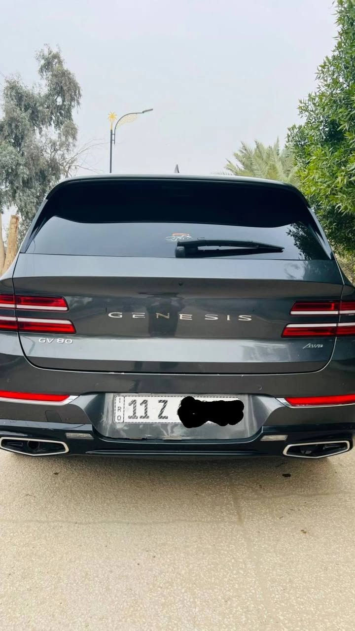 أعرف متحبون التفاصيل المطولة..لذلك راح اختصرها
GV80 للبيع 
موديل 2023
محرك 2.5 تيربو
صور الحادث بالمنشور (ملاحظة فقط الكفر مبدل)
والسيارة فول مواصفات والدخول جديد نهاية2025
سنوية جديدة وبأسمي..
السعر 410 مع المجال البسيط 
للتواصل والأستفسار الأتصال ***********
