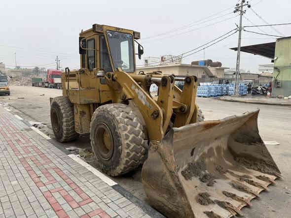 شفل للبيع حجم 80 داشتو وأرد أمريكي محرك كمنز موديل 89
تخم تاير هندي جديد بيهه  السياره بسمي تحويل ثاني يوم رقمهه نجف 
العنوان كربلاء السعر 35.000$ يعني 350 ورقه 
***********
