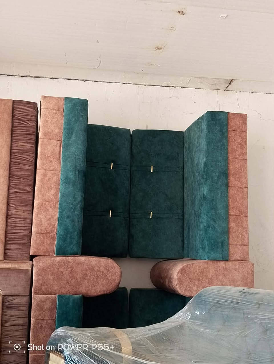 دیوان للبیع## شكل سریر وشكل قنفات مقاعد كرسی  11 مقعد ترکی باله اوربی المقعد ابلوک تسکام
السعر 400 وبی مجال 
للتواصل والحجز خاص
للتواصل واتسآب ***********
