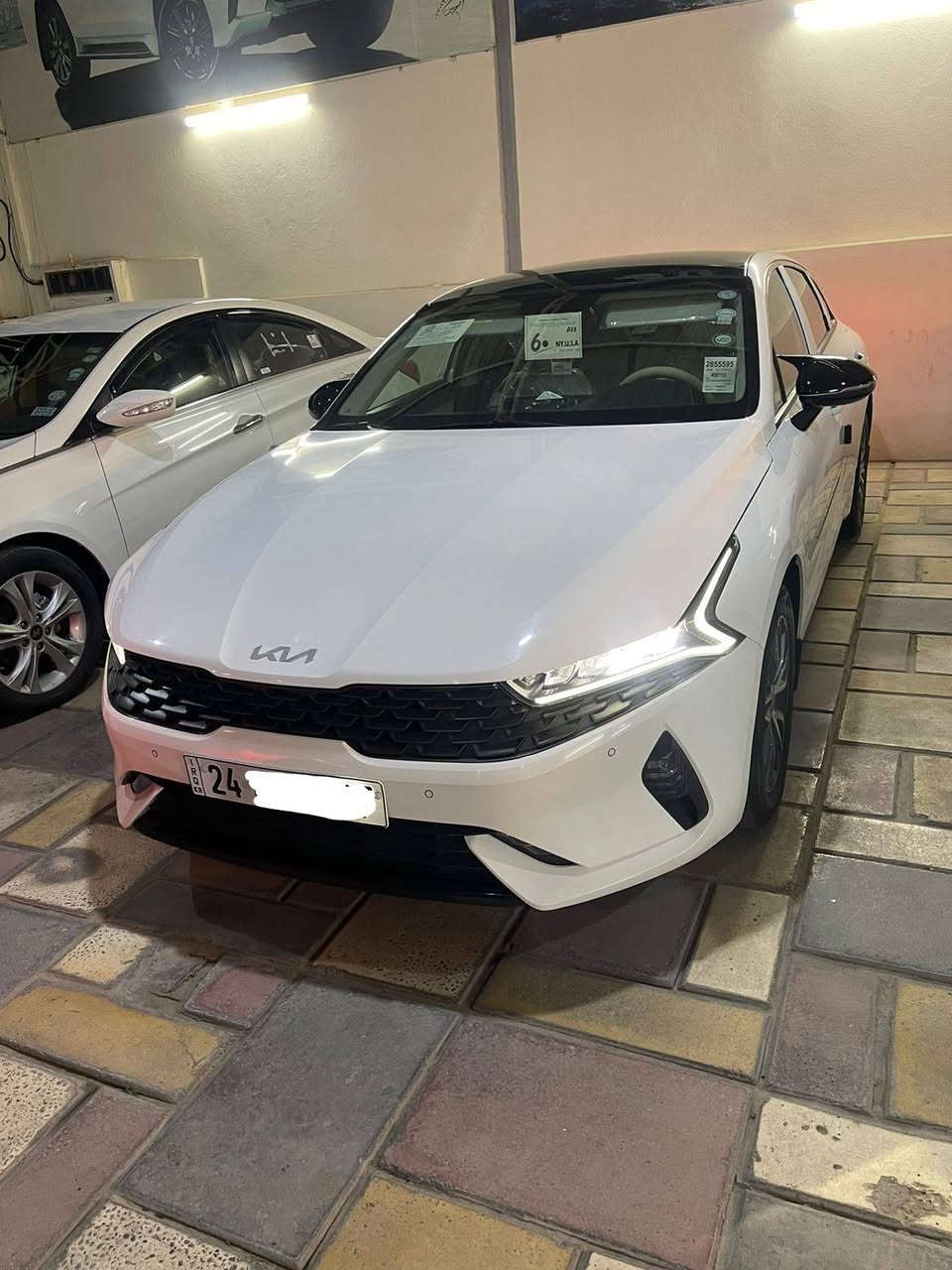 السلام عليكم 
كي فايف خليجي 
موديل ٢٠٢٣
سنويه جديد
هزه جديد
رقم دهوك 
شرط التحويل فقط 
كفاله عامه السياره خاليه من الضرر والصبغ 
المواصفات 
كشنات جلد 
كشن كهرباء 
كشنات تدفئه
بانوراما 
لايتات ليد امامي 
حساس امامي 
حساس خلفي 
رادار جانبي 
اشاير بل مري 
قطعتين تبريد 
وباقي المواصفات المعروفه 
.
العنوان الموصل 
لمعرفه السعر الاتصال على الرقم 
***********
***********
