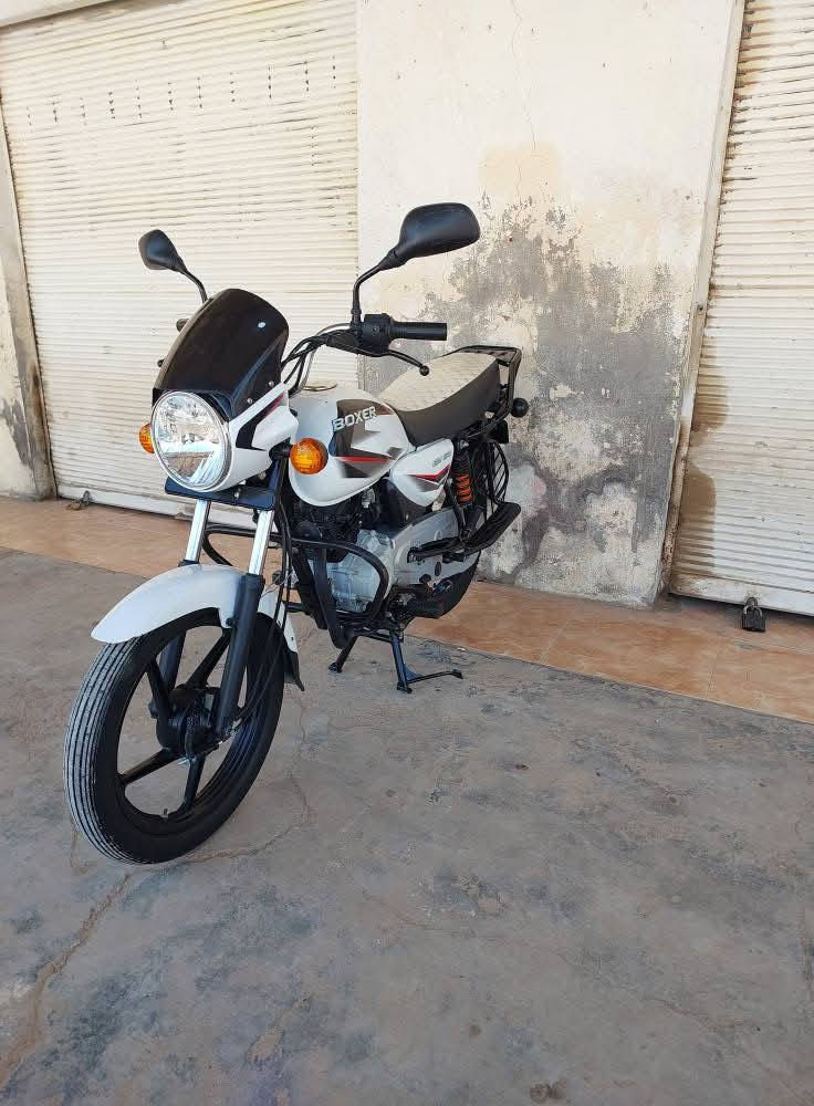 السلام عليكم شبابالسلام عليكم شباب
بوكسر للبيع 
موديل 2022 شهر 12
 دراجه زيرو
ماشي 7000
 مكفوله كفاله عامه 
دراجه رقم وسنويه ديالى 
تحويل ثاني يوم
 السعر خاص 1950
مكاني ديالى خالص
 هذا رقمي ***********
