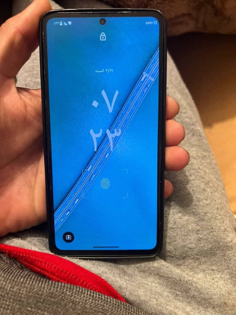 Sharp R7
الشاشه 244 هيرتز سوبر اموليد بصمه بشاشه +وجه 
المعالج سناب دراكون جين 1 يعني ناررررر
الذاكره256 عشوائيه 12
كامره من شركه لايكا 50ميكابكسل تصوير احترافي
تصوير فديو 8K و4K بهيرتزيه60 
السعر 230  مكان بغداد يرهم مراوس.  جهاز فلاكشب الاخر درجه أبحث عليه وتعرفه للتواصل. ***********
