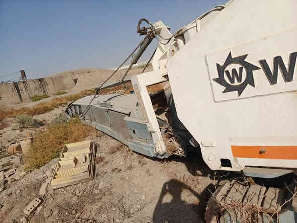 🚨قاشطة موديل ١٩٩٧ للبيع🚨  
بسعر مناسب 
للتواصل عبر الواتس اب 
***********
***********
