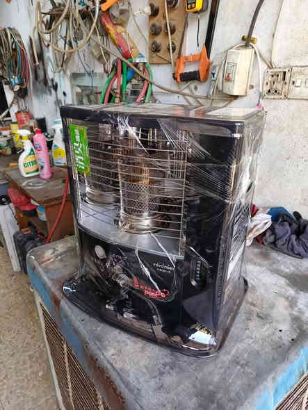 السلام عليكم متوفر صوبات نفطيه باله بكره درجه اولى باب اول يتوفر توصيل داخل الموصل  للاستفسار على هاذا الرقم ***********يتوفر واتساب
عنوان  موصل حي  دوميز  مقابل رائد بدر
