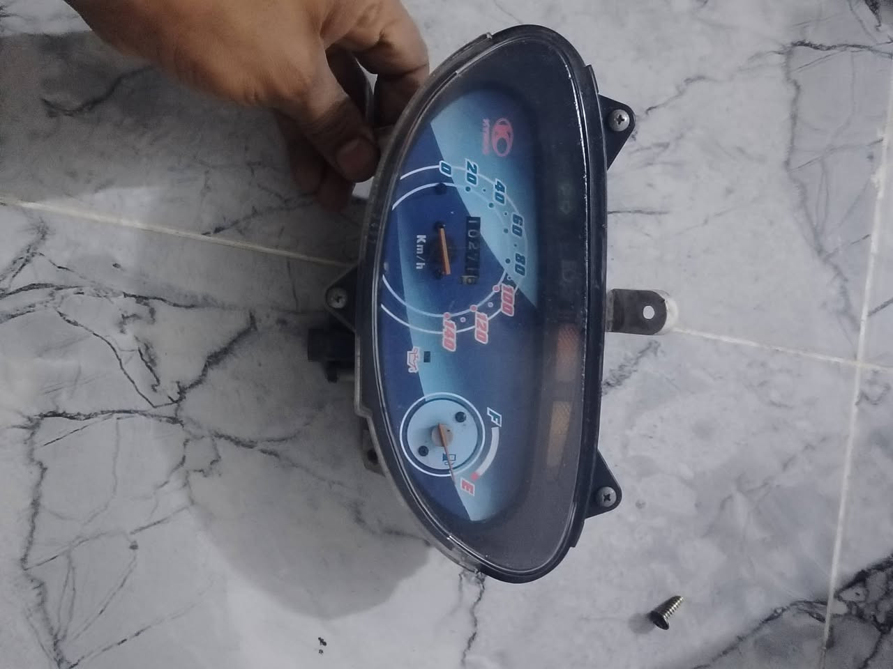 تفصيخ كامكو مكاني قلعه سكر 
واقيات صالنصه جدد الوحده ب5

لحيه بجم 15

سكنات زوج ب50

مرايات كامكو لبلاديه الزوج ب10

كفر امامي ب20

مرايه تك ب5

كلجات كامكو رياضي استخدام اسبوع 75

دشبول ب20

سواد كفر امامي الواحد 15

واير كيلو متر ب5


**إذا كنت صاحب هذا الإعلان وتريد حذفه لأي سبب، رجاءا أرسل رسالة إلى الدعم الفني**