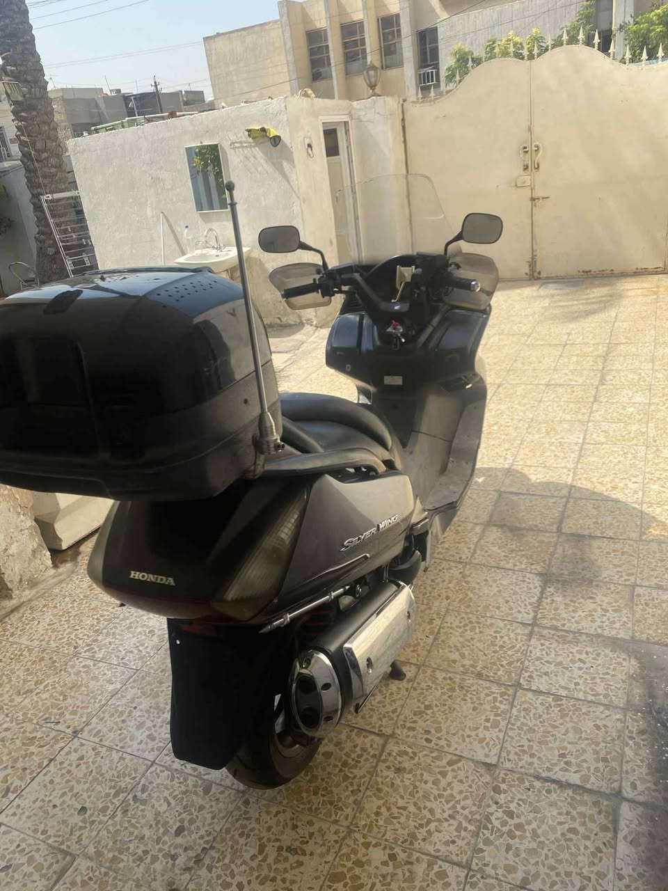 سلام عليكم
سلفر ونج ٤٠٠
ماشيه ٨٩
مكينه مكفوله
مكاني مدينه الصدر ***********
