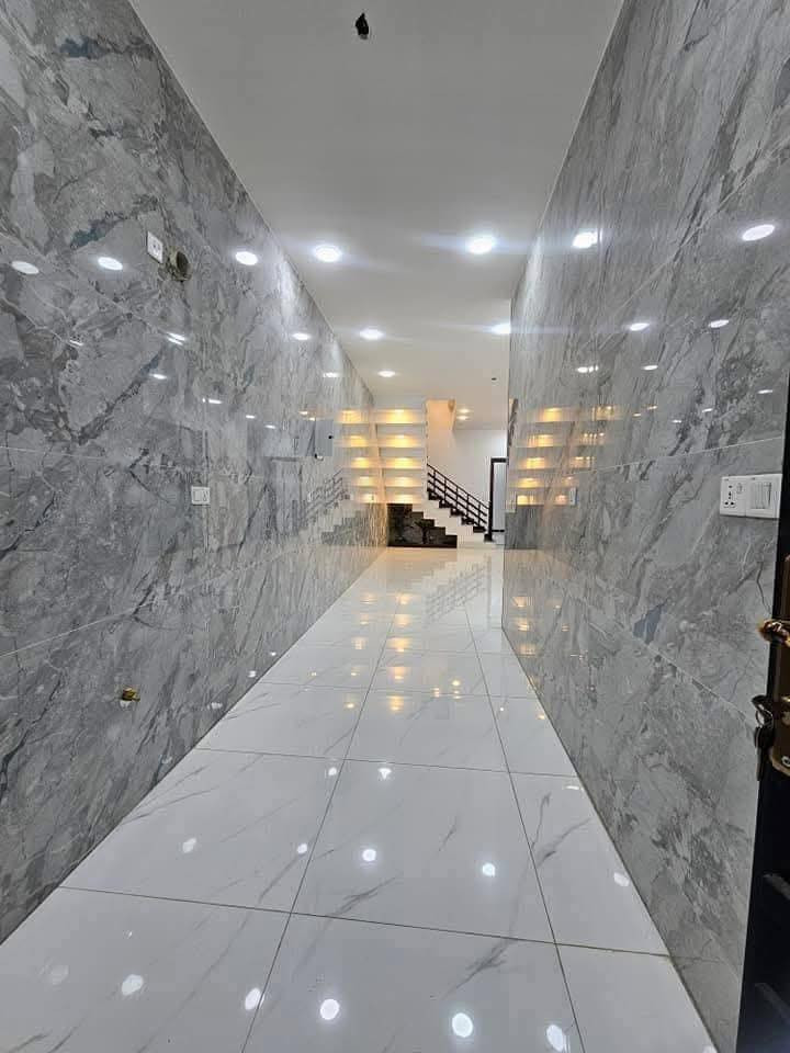 #حمورابي_لوساطة_العقار 🌹
بيت للبيع ١٥٠ متر في حي الجهاد
منطقه الظباط شارع ١٥ 
واجهه ٦ ونزال ٢٥ 
يحتوي البيت على ٤ غرف نوم وصاله ومطبخ وخدمات عدد ٣ 
علما ان الارضيه تصفير الواح 
والشبابيك ألمنيوم 
علما ان البناء منفصل غير مشترك  
علما توفر بيت واحد فقط 🤗
للاستفسار اتصل على هذه الارقام 
*********** مكتب حمورابي لوساطة العقار.
