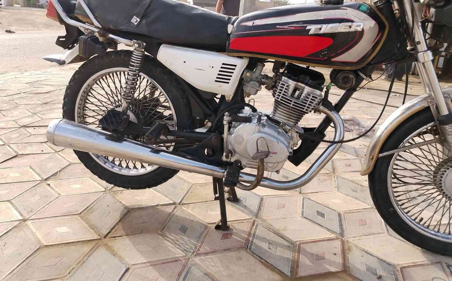 موديل 20 محدث 23 للبيع "400" وبيها مجال..
باقي الصور والتفاصيل خاص


**إذا كنت صاحب هذا الإعلان وتريد حذفه لأي سبب، رجاءا أرسل رسالة إلى الدعم الفني**