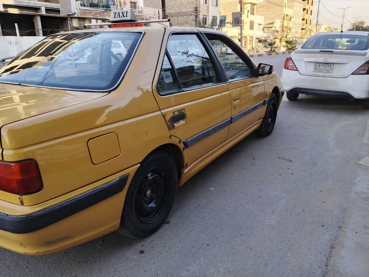 السلام عليكم بيجو بارص موديل 15 السعر 43 وبيهه مجال للتواصل اتصل بالرقم ***********
