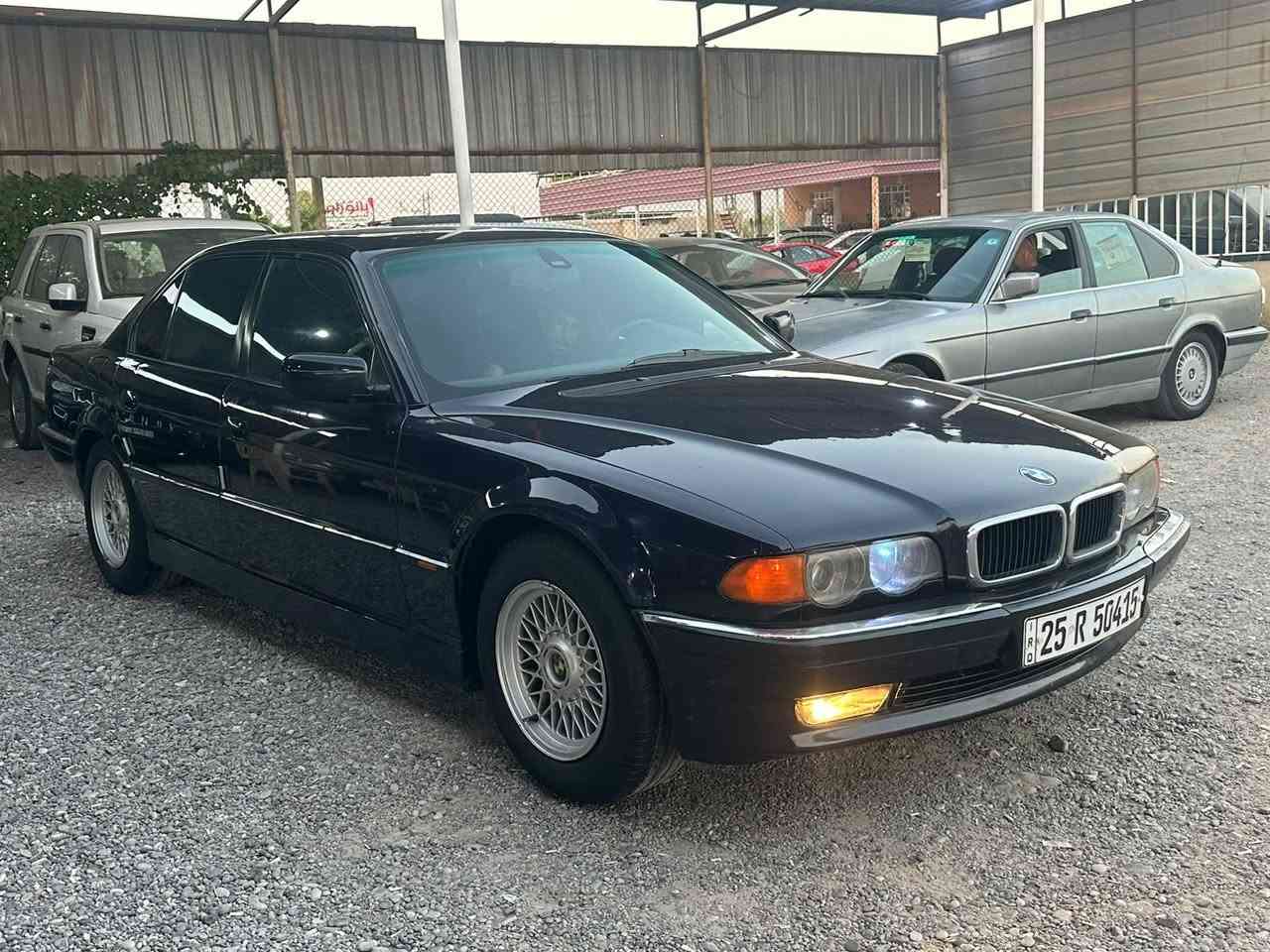 بي ام دبليو ٧٣٥ مكنيه ٨ سلندر كاسحه سياره مكينه كير تبريد كلها شرط سياره بيه صبغ جاملغ موديل ٢٠٠٠ سعرها ٨٣ مكاني موصل برطله ***********

