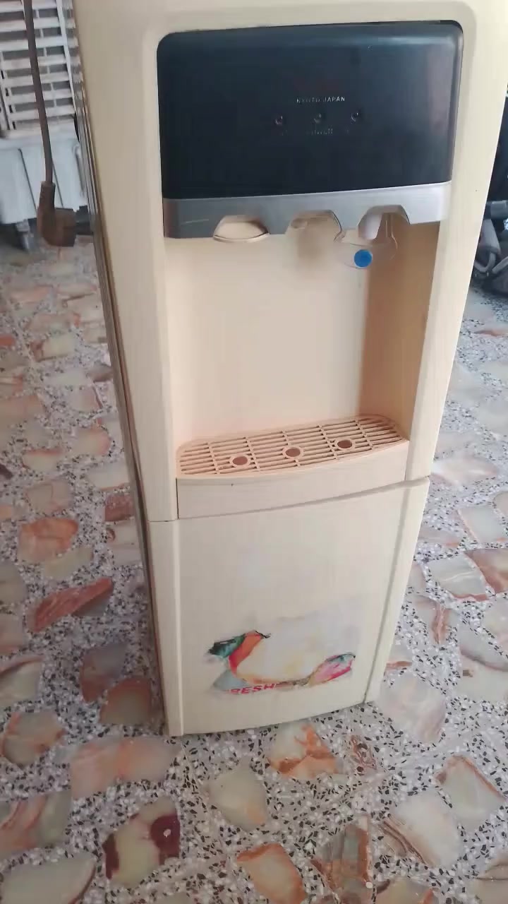 براد بس الحار يشتغل ب25 مكان شارع 20


**إذا كنت صاحب هذا الإعلان وتريد حذفه لأي سبب، رجاءا أرسل رسالة إلى الدعم الفني**