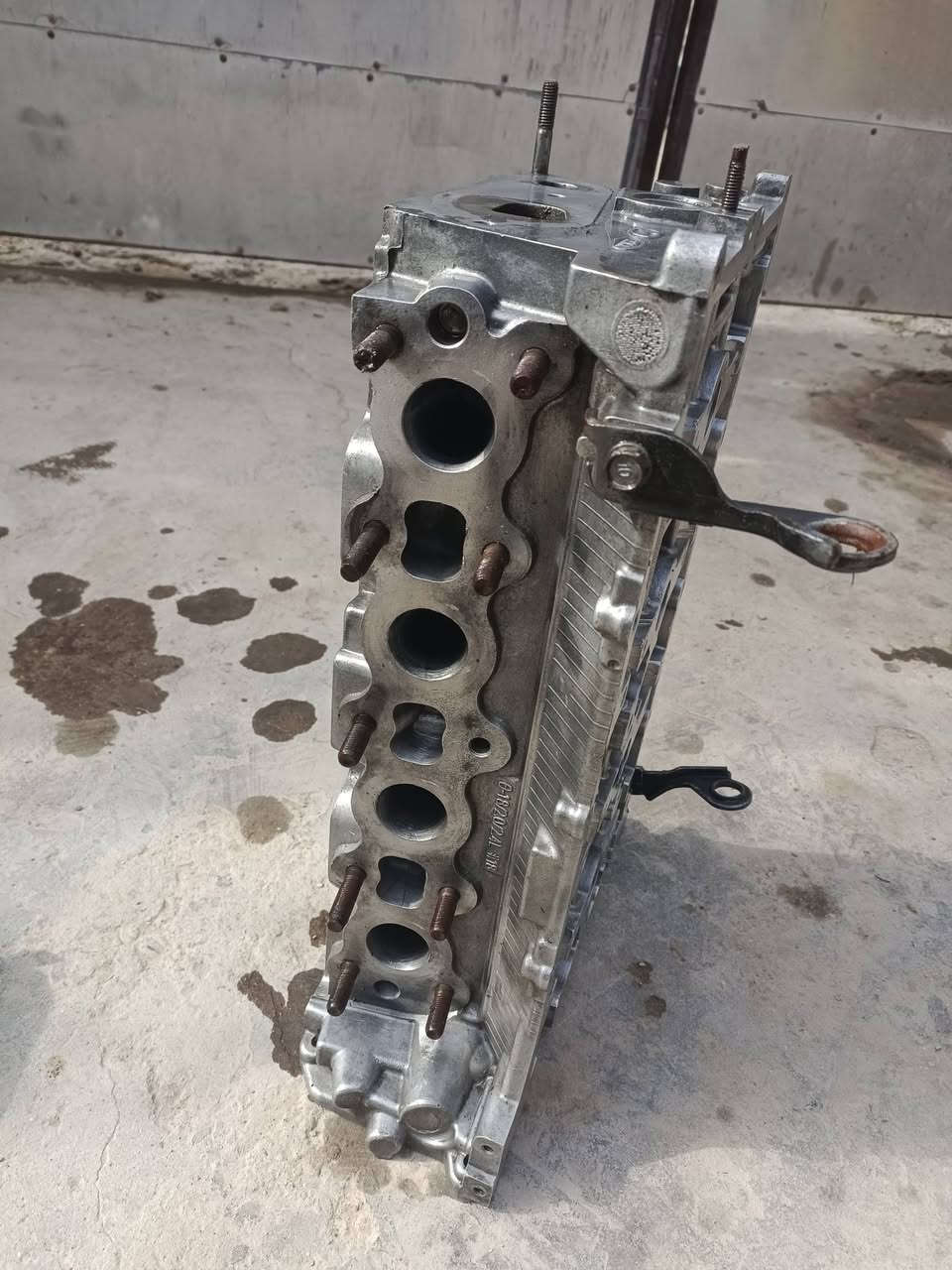 السلام عليكم
كور 2400
ع الفحص 
سعره 75
ملحقات قبق ولفات 
وجه مكينه الي يريدهن يتصل 
مكاني حله
***********
