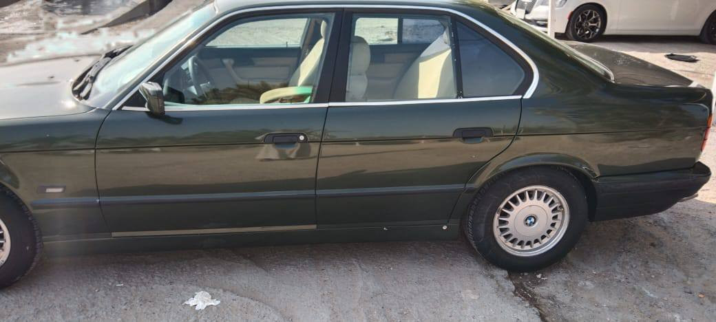 سلام عليكم بي ام دبليو للبيع موديل 90
BMW525
السياره مكينه مفتوح 🌐
بسمي مداور ثاني يوم 🤝
سنويه لل28
مكفوله من الكص والضربه ونقل جثه،✅
كير ومكينه كايمات سياره معمره جديد باقي بس المكينه والكير 🌐
السعر 35وبيه مجال🔥 مكان نجف✅
***********
