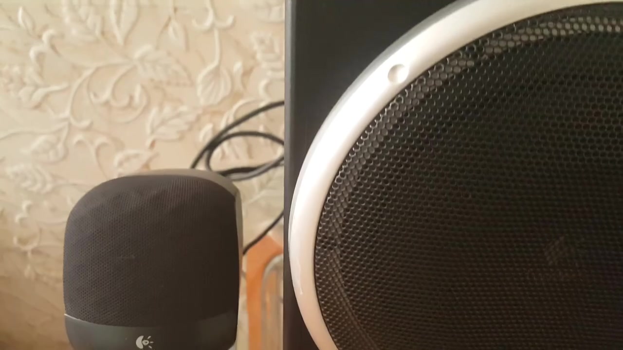السلام عليكم سبيكر ماركة لوجتك ابلادي صوتة كلش عالي اونقي السعر والتفاصيل خاص متوفر توصيل


**إذا كنت صاحب هذا الإعلان وتريد حذفه لأي سبب، رجاءا أرسل رسالة إلى الدعم الفني**