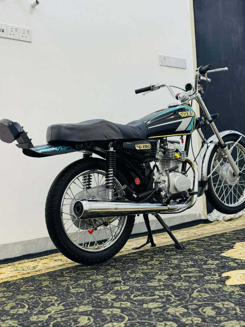 سلام عليكم دراجه للبيع نامه شلامجه زيرو 2026 السعر 750 وبي مجال مجاني موصل جانب الايمن حي الابار هاذه الرقم***********
