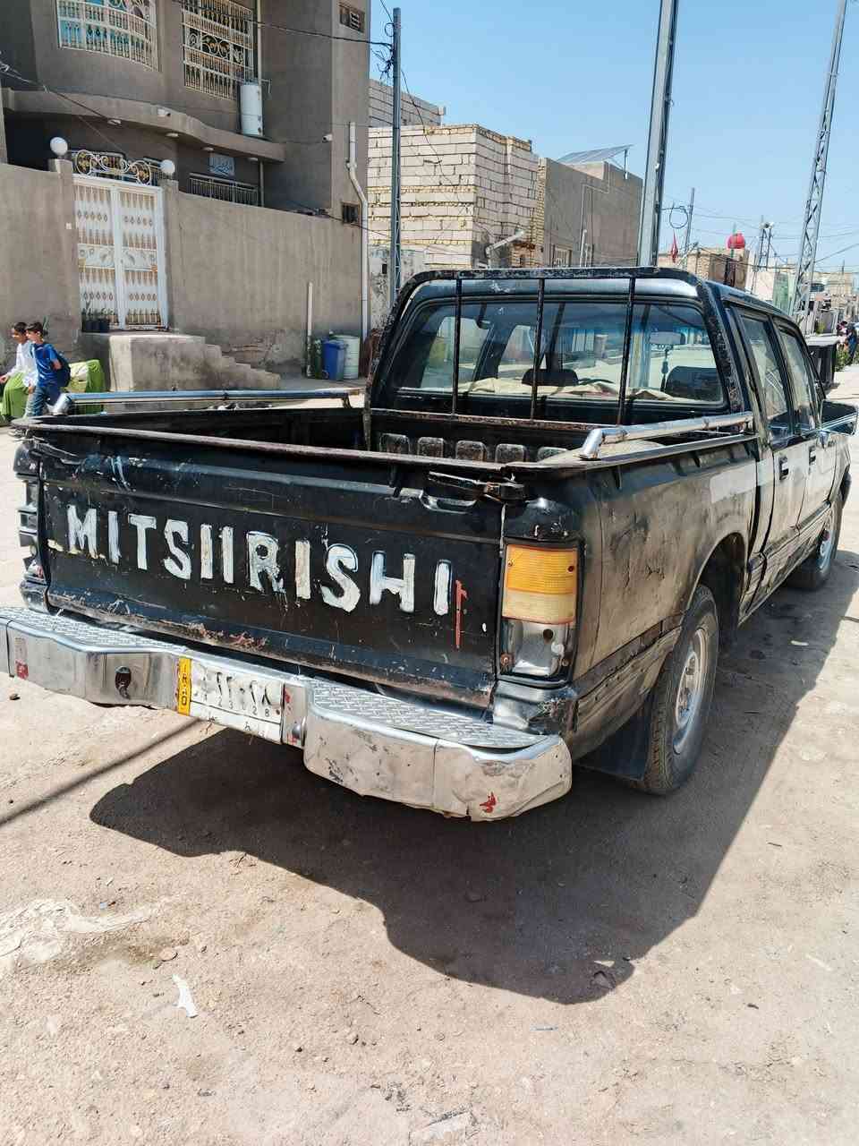 سلام عليكم بيكم موديل 93 مكينه بيه بخار قليل كير نضيف  راعيه جيراني أتريد وكاله أتريد تحويل المكان ديوانيه قضاء الشاميه السعر 25 أو بيه مجال الاستفسار ***********
