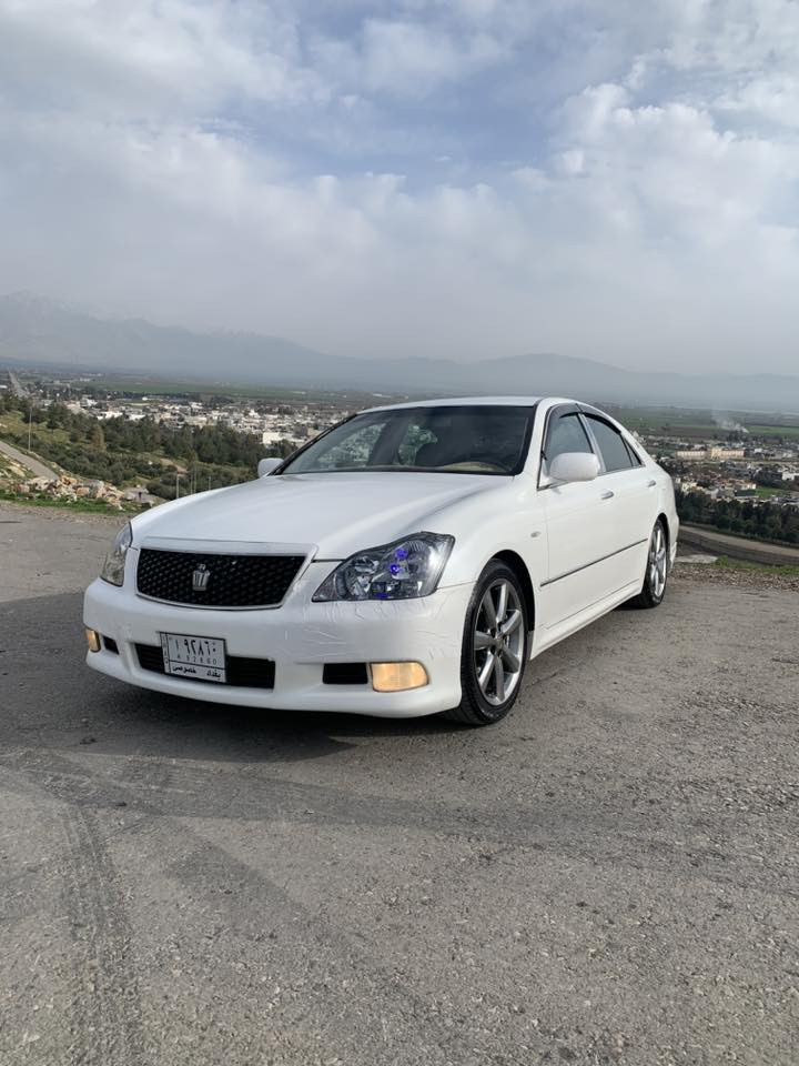 سه‌ره‌تا به‌ناوی خوای گه‌وره‌ 
شاهینه‌Grs 184 2007
موس ته‌نها شوێن موسه‌كانی بۆیاخه‌ 
ئێراق و ئه‌وروپای به‌شه‌رت
به‌شه‌رتی گێڕو مه‌كینه‌ دوكه‌ڵیش به‌شه‌رت 
ڕۆنی گێڕو مه‌كینه‌یم تازه‌ گۆڕیوه‌ 
به‌نسی پێشو دواوه‌ی تازه‌یه‌ 
جامی هه‌ڵگیراوه‌ باتری لۆكه‌ 
ته‌قه‌و ڕه‌قه‌ی تیانییه‌ بێ نوقسانییه‌ 
مواسه‌فاتی جلدو هیته‌ر بیلادی
***********
***********
