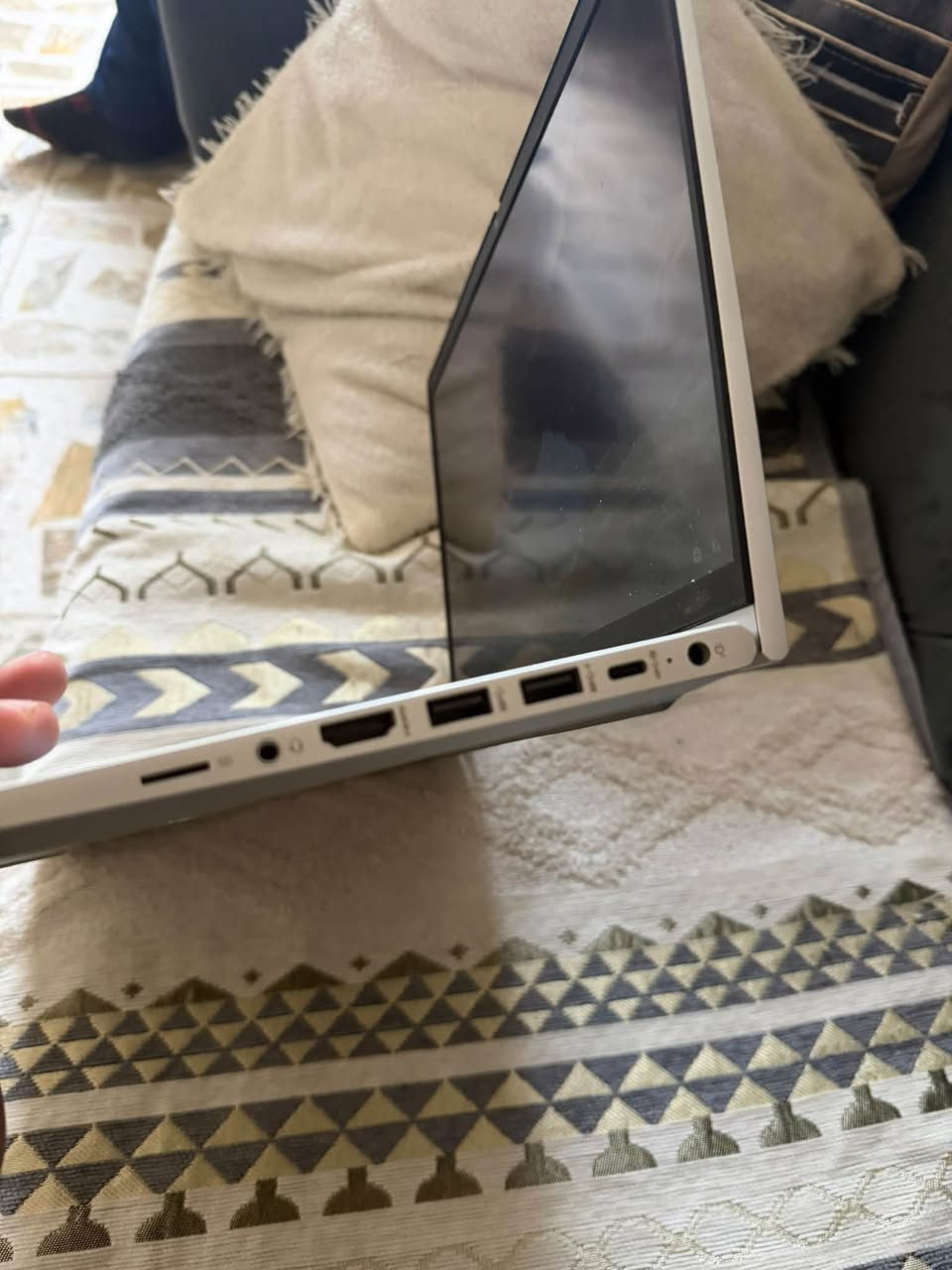 لابتوب للبيع الاستفسار
اتصل ***********
