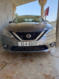 اخوان عندي سياره نيسان سنتره موديل 2019 كير ومحرك شرط كاربو بانزين بيه...