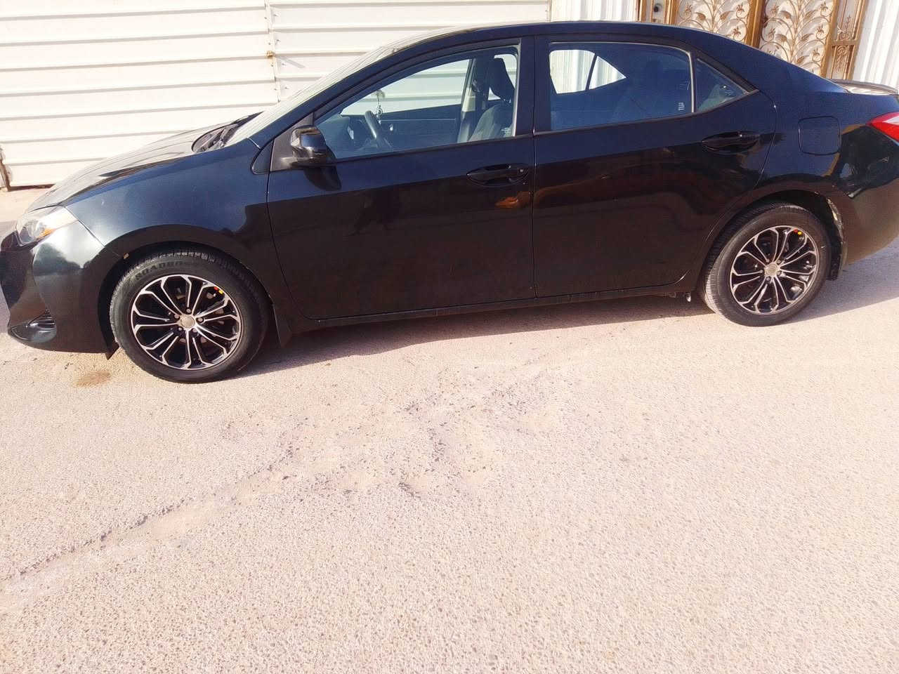 كورلا موديل 2018  حادثها جاملغ خلفي سنويه جديده هزة جديده سعرها 130 وبيها مجال مكاني بغداد الشعب للاتصال ***********
