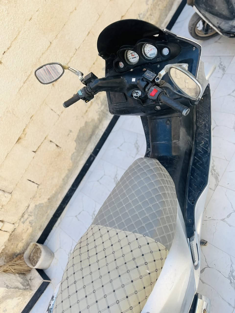 سلام عليكم تراجه صفر 6 تراجه نضيفه مكفوله من كهربايت مكينه شرط نهضه ومعدل خير من الله سعر خاص مكاني رميثه وشراي بي خير ويللل رقمي (‭0781 377 6536‬
