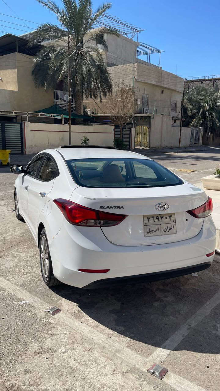 السلام عليكم النتره 2015 وارد خليجي
فو موصفات ماعده البصمه 
كير محرك حداديه جديده 
بيها 3 قطع صبغ البدي شوف عين
سنويه منتهيا وكاله عامه بيها 
السياره خير من الله واحلا من الصور 
بيع  او مراوس 
السعر 95 
البصره فلكه العروسه 
*********** البصرة, العراق
