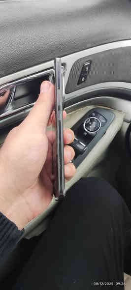 السلام عليكم هونر 200برو الذاكره 512 العشوائيه 12+12 تردد الشاشه120 يفتح بوبجي 120 فريم الشحن100واط ملحقاته كامله ويا ساعته هونر الجهاز فول سلاسه 
ملاحظه الجهاز بي فطر صغير بالظهر جهاز مداخل تصليح ولا مفتوح بيع او مراوس بايفون فقط 
السعر425 بي مجال بسيط للشراي
العنوان بغداد حسينيه الراشديه
ماعندي توصيل
رقم***********
