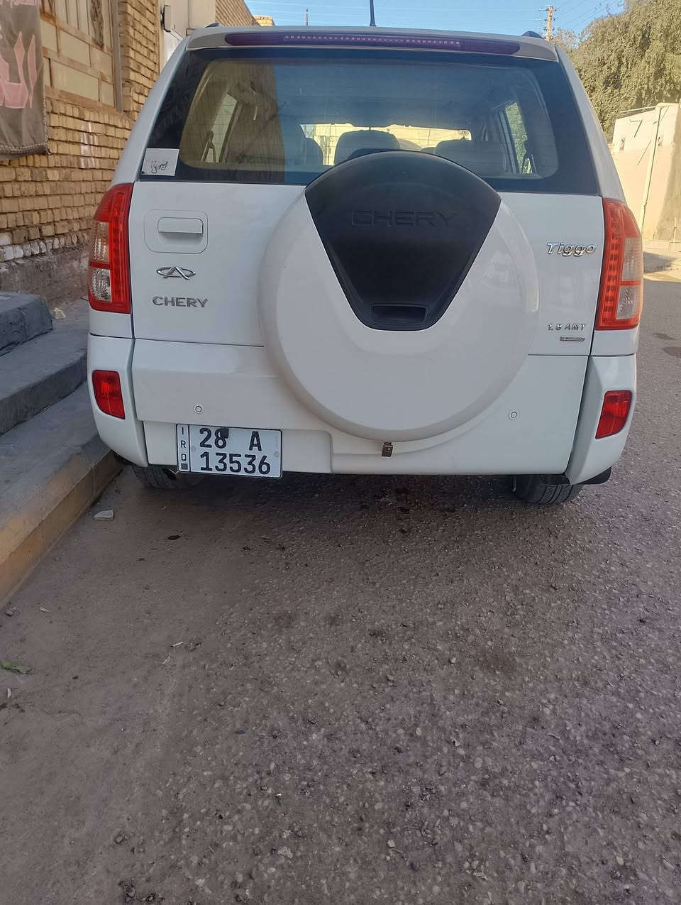 تيكو 2013
مكفولة من الضربة والتبديل 
بيها رشات تلكيط خياسات ابيع حزام 
مكينه 1800
كير كهربائي 
رقم نجف مشروع وطني تداور بأي محافظة 
فتحه تحكم ستيرن كامره شاشة اندرويد لايت زنون وباقي المواصفات معروفة 
السـعـر 50وبيـها مجـال 
ناصرية مركز 
***********
(ناقصها عينه وصينيه +تبريد)
