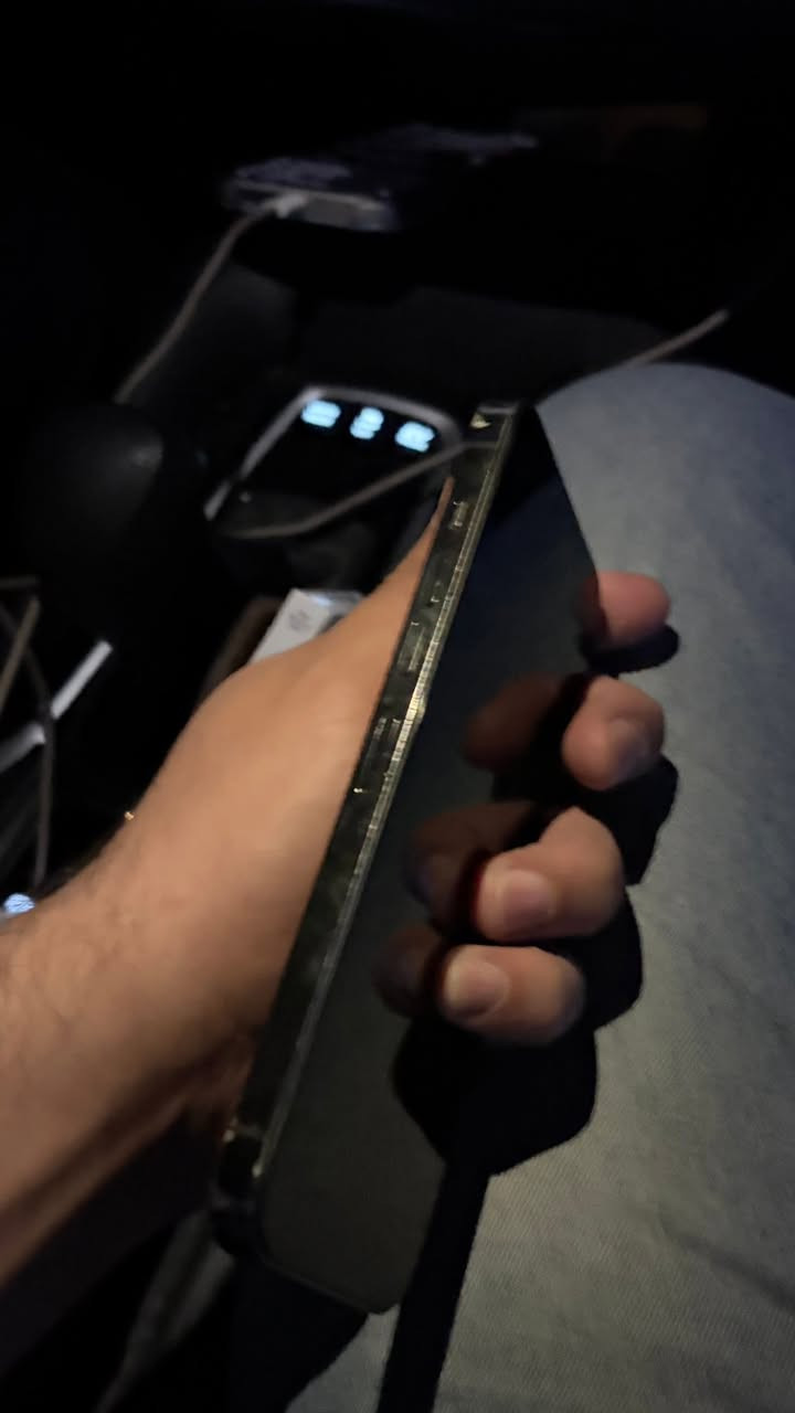 13 برو ماكس 512 بطاريته 83 مبدل شاشه نوعيه زينه كلش بي طخه بلشاصي خفيفه 

السعر 540 وبي مجال 
بغداد 
***********
