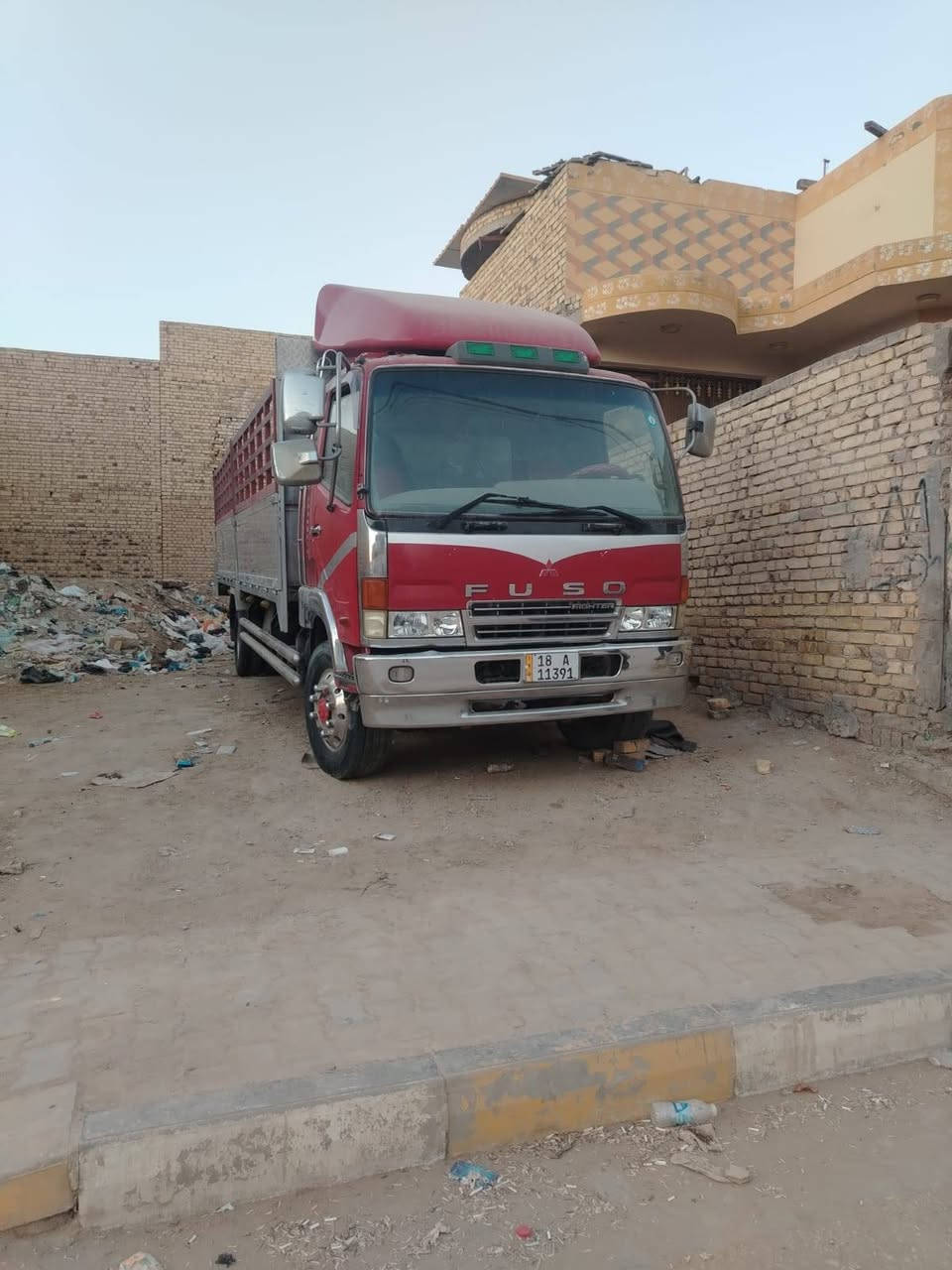 فوزة كرستال للبيع موديل 2001 اصل بأسمي الطول سبعة وربع صفاحيات سبعين فحل 8 برغي
***********
