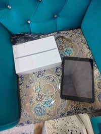 آيباد ٩ • ذاكرة ٦٤ • قفل آيكلود