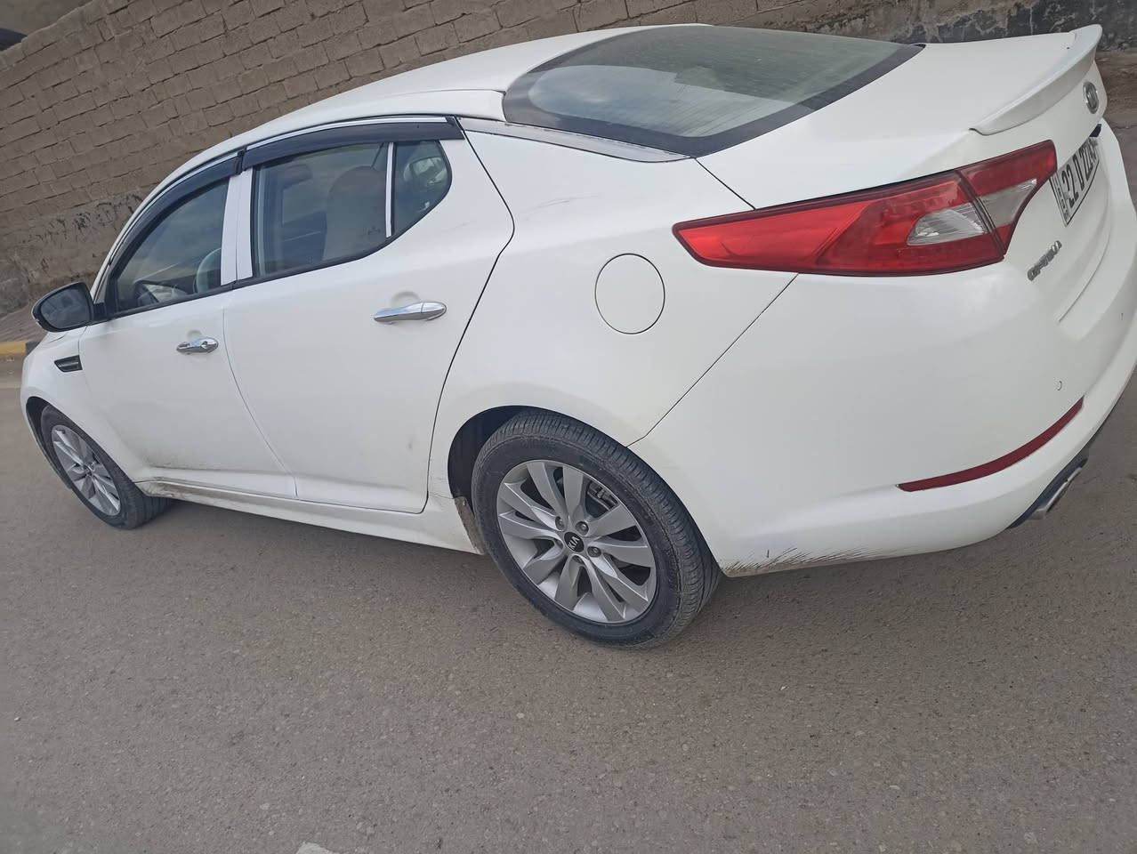 السلام عليكم اوبتما مديل 12 سياره جديده ما نقصها الف مكينه 2400 دوش رقم اربيل بسمي  شرط التحويل مكاني واسط النعمانيه السعر 120 بيها مجال ***********
