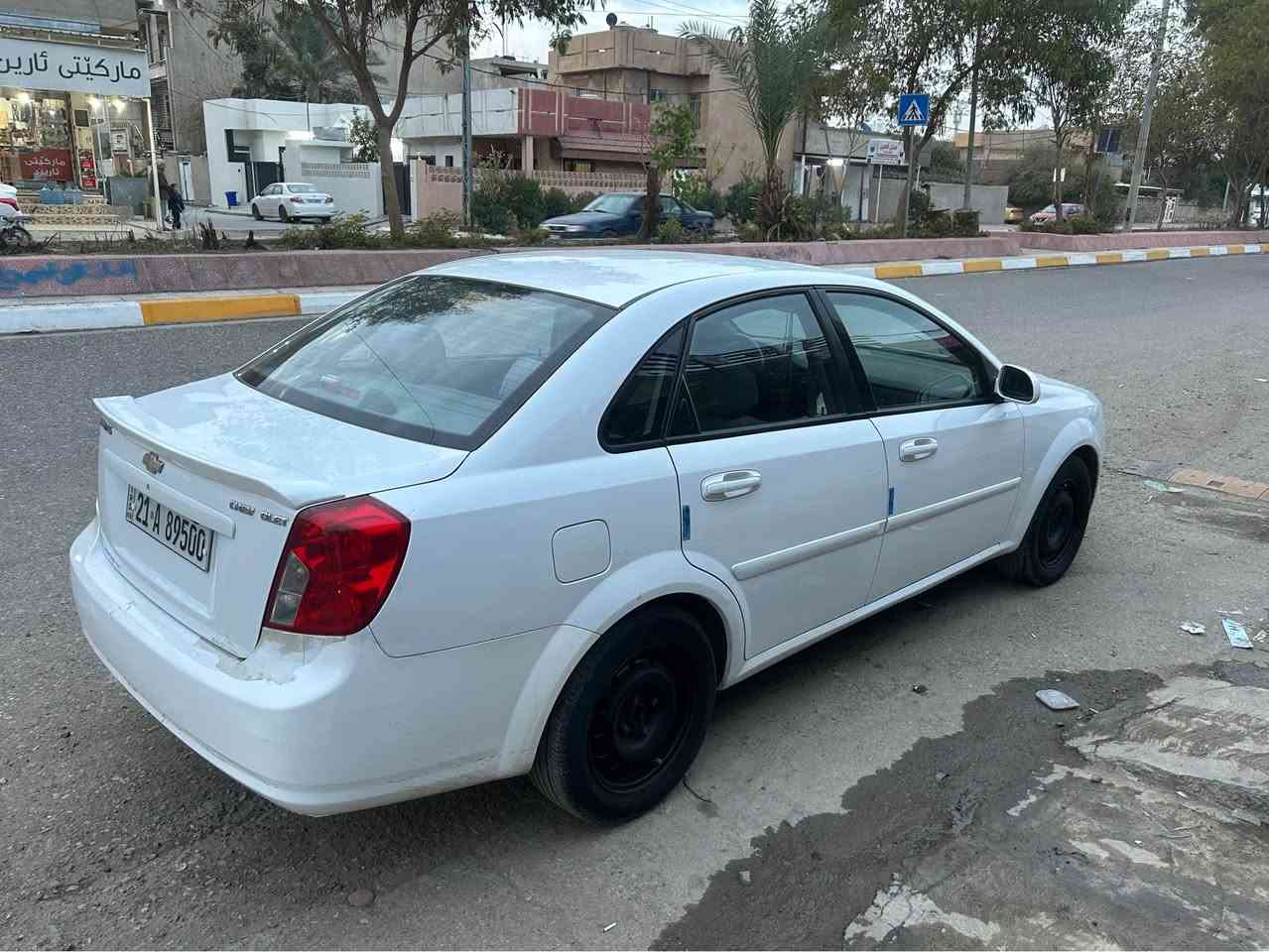 سيارة اوبترا 
موديل 2011
سيارة حلوة و كاعدة بدون مصرف 
تايرات جديد صدر جديد دواخل جديد 
بيها ضرر دوسة صبخ و هيلال صبخ مكانين تعديل 
رقم و سنوية جديد  و كوبون بنزين موجود 
سيارة ماشية 127 الف 
كير و محرك بشرط 
مكان سيارة كركوك حرية
السعر: 92 بي مجال 
*********** كركوك, العراق
