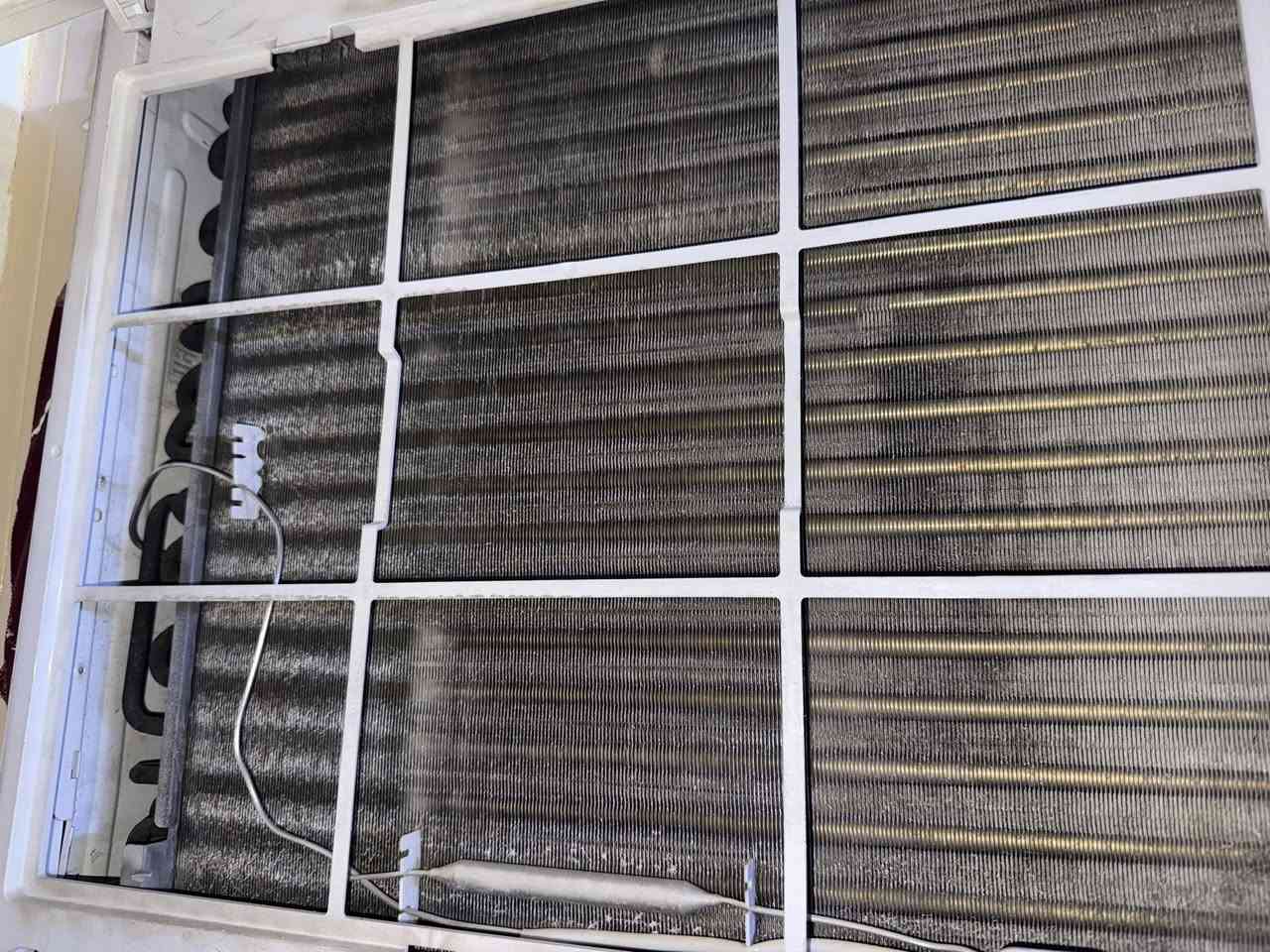 مكيف توست طنين جديد اشتريته شهر 6 العام  مستخدم قليل اخذته ب650 واريده ب550 تاخذه على الفحص مكاني بغداد بلديات حي التراث ***********
