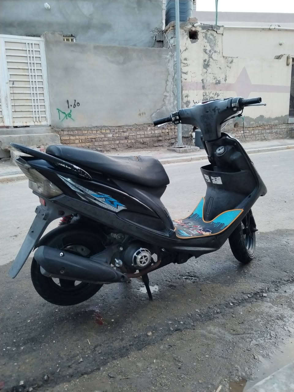 سلام عليكم شباب ماكس عدله مامفتوحه مكفوله كفاله عامه بي كفر مبدل سعر 750 .وبيه مجال حك جيه مكان الديوانيه الحمزه الشرقي  خاص ماكو بس عل رقم ***********
