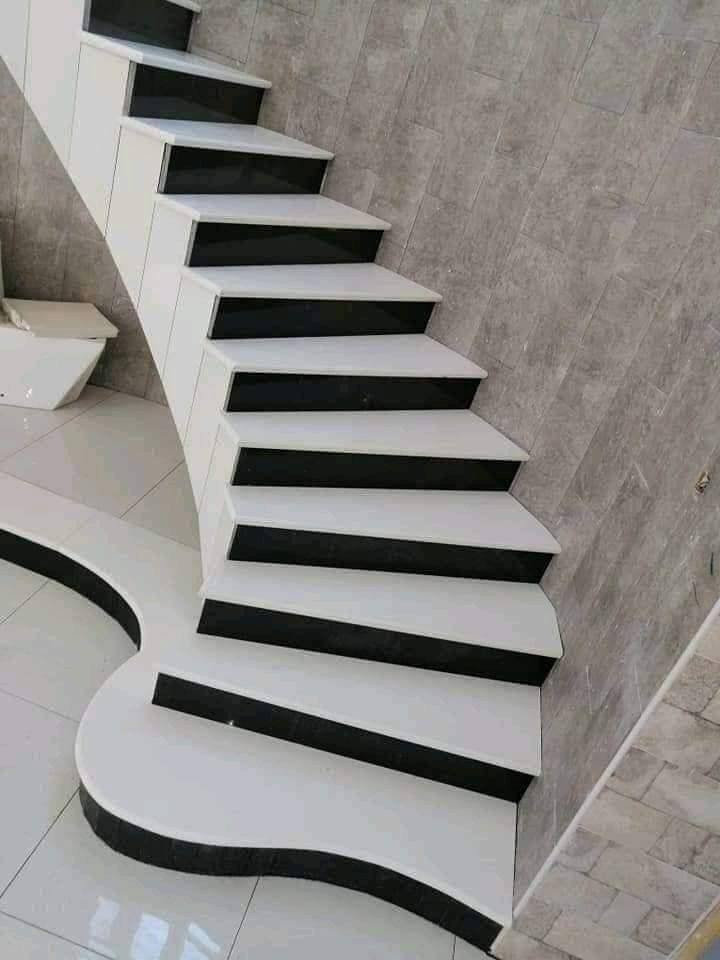 بسم الله الرحمن الرحيم
عمل سيراميك وارضيات كافه بأنسب الأسعار كادر متكامل شغل درجه اولى 
اي مكان 
*********** ابو جود
