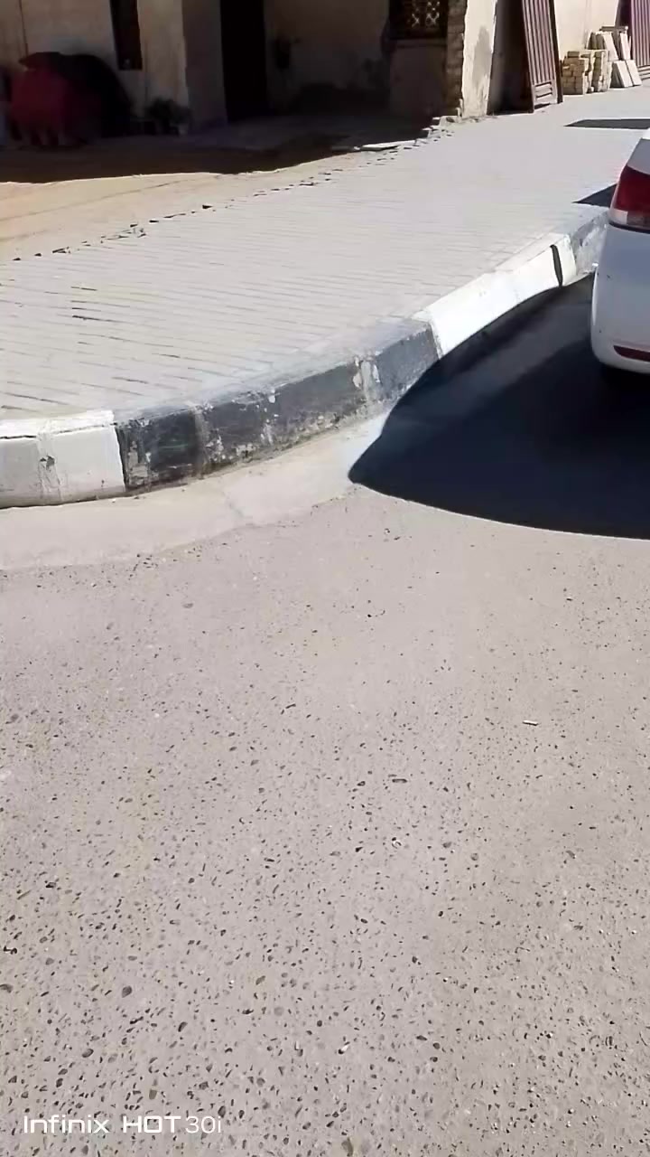 يالله قطعة طابو صرف مساحة 80 متر واجهة 8 أو نزال 10 على شارعين عنوان كربلاء الحسينيه العطيشي حي الشرطه اي استفسار على خط أو وتساب ***********
