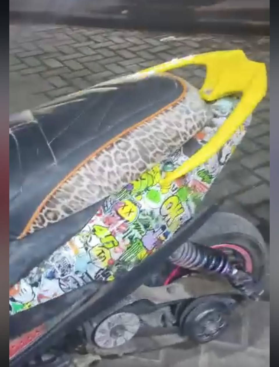 سلام عليكم ماكس عدله للبيع
ماكس عدله للبيع مال لعب نضيفه حيل ملغمه تزويد خارجي وداخلي وتوشيم كفرات مكينه ٥٥ و كابرتير قفاز الوياله وردي و يدات كرزي رياضي و بريكات كرزي تعلاكه رياضي يعني من اكلك مرتبه إلى اخر حبايه والعداد لونين ازرك و برتقالي و اشاير رياضي و كلجات رياضي شلعه معدل والله وصالنصه حلزوني دبلات امامي رياضي خلفي رياضي

السعر ٥٠٠ وبيه مجال للشراي يعني مجاله مرتب وإذا هاي تعال خاص شعندك مراوس أو انطني سعرك وبيك خير وتدلل

مكاني بغداد غزاليه الخاص مفتوح أو علقي بس اكتبلي خاص اني اجيك


**إذا كنت صاحب هذا الإعلان وتريد حذفه لأي سبب، رجاءا أرسل رسالة إلى الدعم الفني**