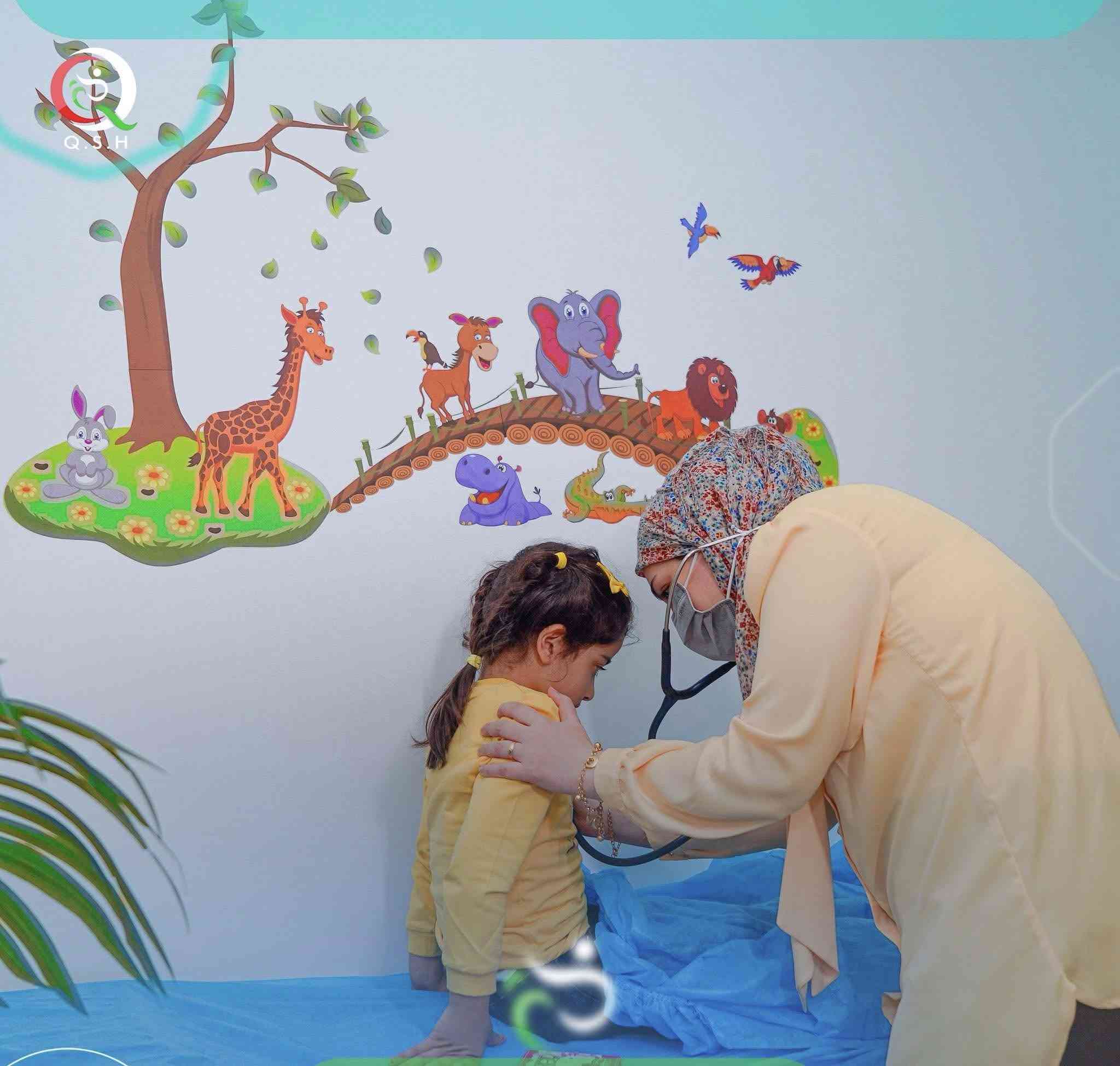 � يسر مجمع الأمير الطبي أن يعلن عن مباشرة الدكتورة الاختصاص نور ليث الحداد 🌸

👩‍⚕️ د. نور ليث الحداد
🔹 اختصاص طب الأطفال وحديثي الولادة
🔹 تشخيص وعلاج الأمراض التنفسية والهضمية للأطفال
🔹 متابعة نمو وتغذية الأطفال والرضع
🔹 رعاية ومتابعة حديثي الولادة والخدج

📅 تبدأ استقبال المراجعين اعتباراً من يوم السبت

📍 العنوان:
العبيدي – مجمع الأمير الطبي
مجاور مطعم ليالينا / سوق العبيدي

📞 للحجز والاستفسار:
***********

✨ رعاية طبية متخصصة لأطفالكم منذ اللحظات الأولى من حياتهم.
أهلاً وسهلاً بكم.
