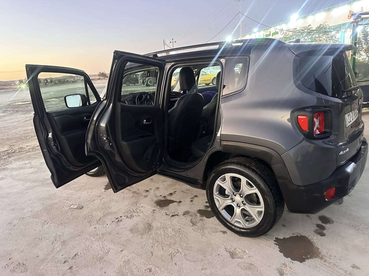 جيب رنكيد 2022.
ماشيه 29 الف بس 

ضرر  راس البنيد.  وجاملغ

السعر 150 وبيه مجال.  تقرير حادث موجود 

مراوس فقط  ***********
