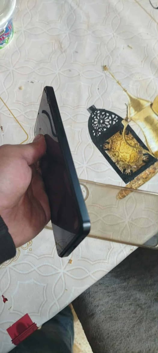 للبيع مستعمل كم يوم جديد الجهاز جلخ مابي
ذاكره 128 رام 8
السعر 90 
***********
